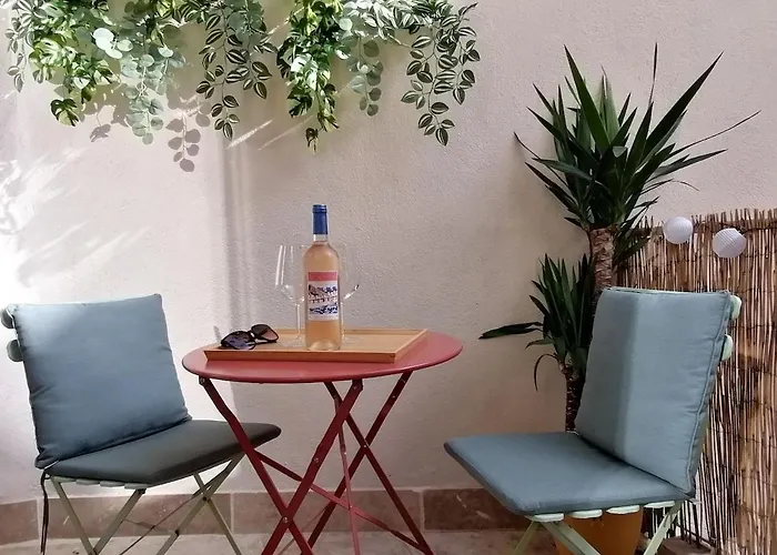 Gambetta 2pieces A 15 Min De La A Pied Nizza